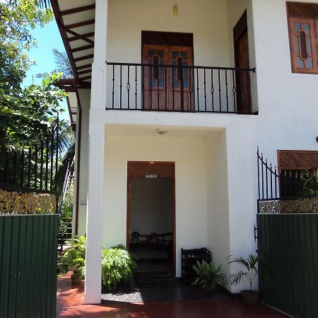 Pubudu'S Villa Hikkaduwa Exterior foto